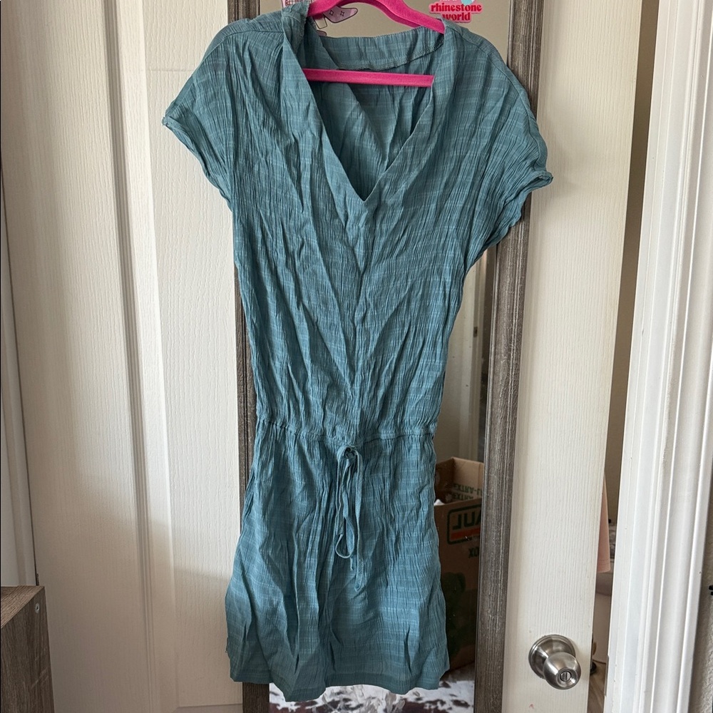 Teal Short Sleeve V-Neck Dress